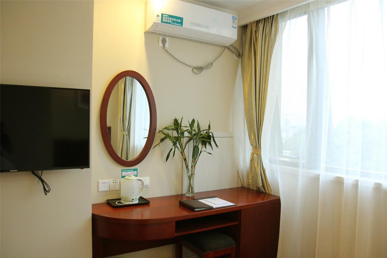 Greentree Inn Jiangsu Wuxi Yangjian Xihu Road Express Hotel Экстерьер фото
